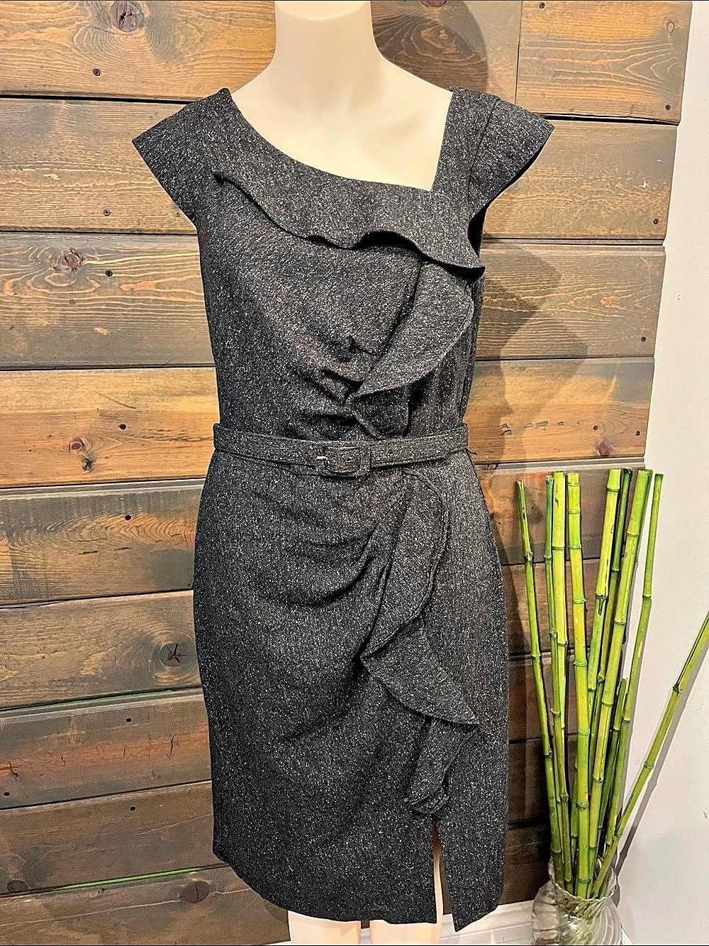 Le Chateau Black Grey Ruffle Midi Dress Size Medium